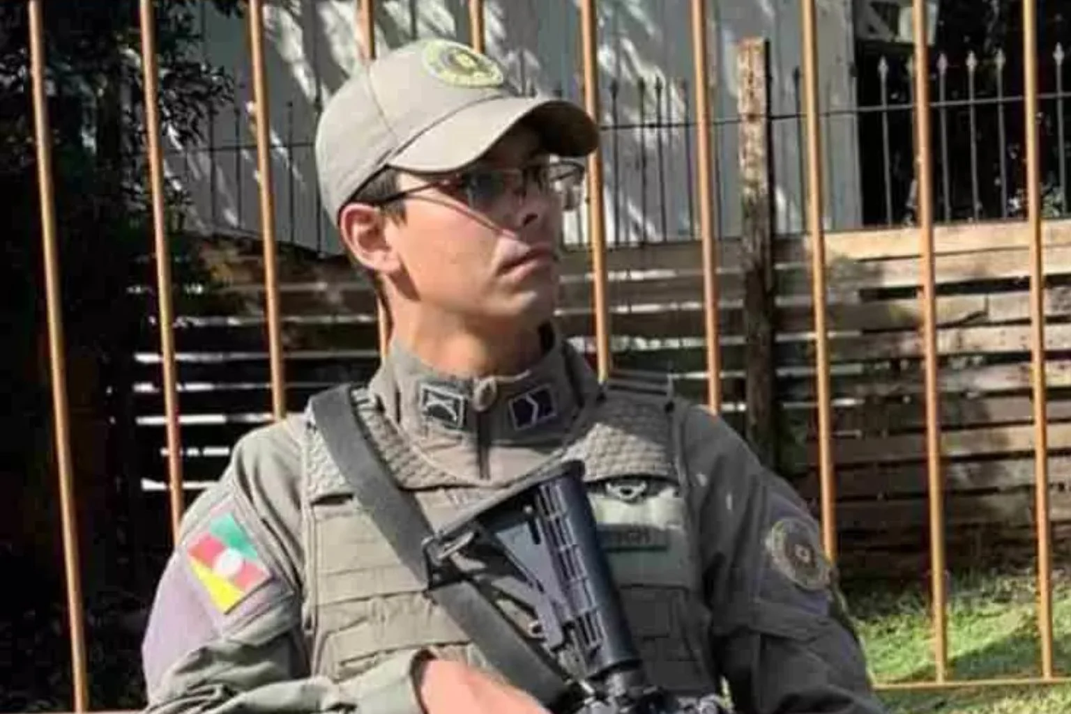 Policial assassinado por atirador em Novo Hamburgo deixa filho recém-nascido de 45 dias; veja vídeo do ataque