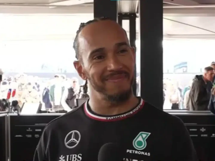 F1: Barrichello afirma que deveria ser ele, e não Hamilton, a pilotar o McLaren de Senna em Interlagos